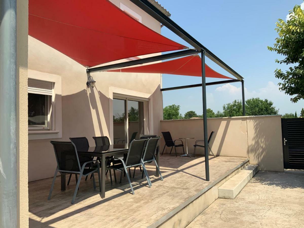 La Maison De Caillette Camaret-sur-Aigues Ngoại thất bức ảnh
